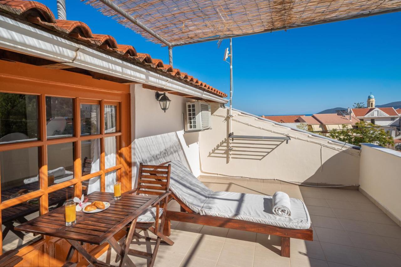 Alexatos Studios & Apartments Agia Efimia エクステリア 写真